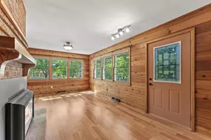 215 8th St, Reedsburg, WI 53959 - Photo 17