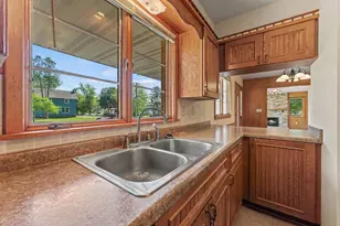 215 8th St, Reedsburg, WI 53959 - Photo 11