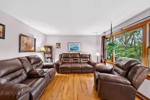 3288 Sig Ct, Mcfarland, WI 53558 - Photo 3
