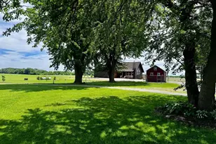 W4819 Vangen Rd, Rio, WI 53960 - Photo 89