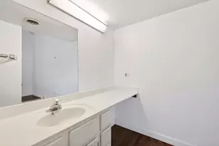545 D'onofrio Dr, Madison, WI 53719 - Photo 19