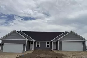 317 Orchid Ave, Stoughton, WI 53589 - Photo 3