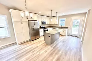 309 Orchid Ave, Stoughton, WI 53589 - Photo 5