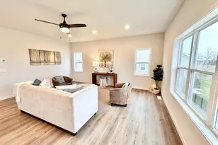 1117 Nordland Dr, Stoughton, WI 53589 - Photo 9