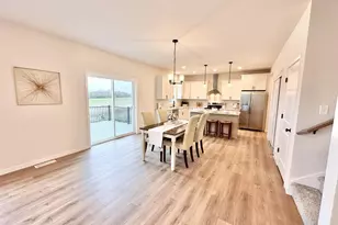 1117 Nordland Dr, Stoughton, WI 53589 - Photo 5