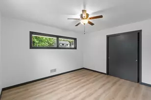 221 Highland Ave, Portage, WI 53913 - Photo 23