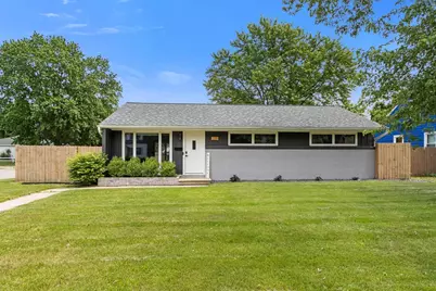 221 Highland Avenue, Portage, WI 53913 - Photo 1