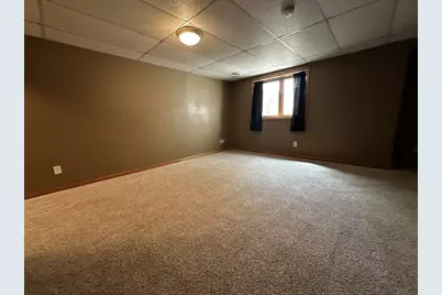 2401 Autumn Crest Road, Stoughton, WI 53589 - Photo 17