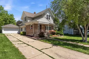 205 W Cherry St, Fox Lake, WI 53933 - Photo 19