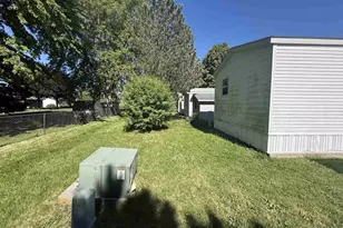 871 S Main Street, Fond du Lac, WI 54935 - Photo 13