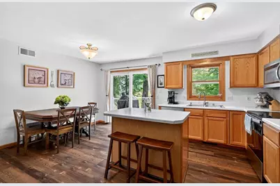 6217 Adobe Way, Madison, WI 53719 - Photo 11