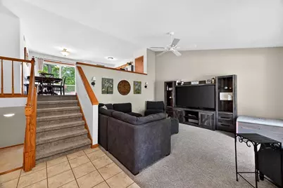 6217 Adobe Way, Madison, WI 53719 - Photo 3
