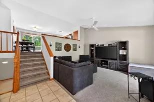 6217 Adobe Way, Madison, WI 53719 - Photo 3