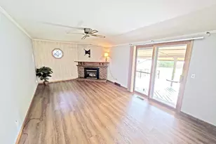 751 N Wright Rd, Janesville, WI 53546 - Photo 13