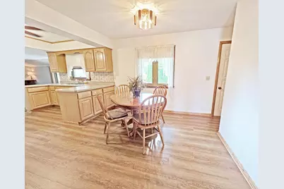 751 N Wright Road, Janesville, WI 53546 - Photo 7