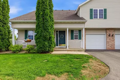1183 Homestead Drive, Sun Prairie, WI 53590 - Photo 5