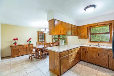 1710 Michigan Avenue, Sun Prairie, WI 53590 - Photo 9