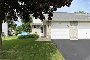 512 Old Indian Trail, DeForest, WI 53532 - Photo 5