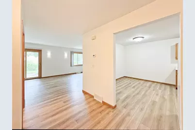 512 Old Indian Trail, DeForest, WI 53532 - Photo 15
