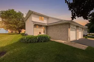 512 Old Indian Trail, DeForest, WI 53532 - Photo 1