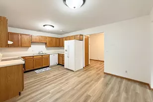 512 Old Indian Trail, DeForest, WI 53532 - Photo 23
