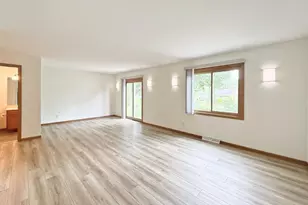 512 Old Indian Trail, DeForest, WI 53532 - Photo 27