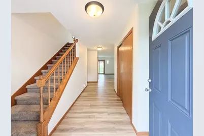 512 Old Indian Trail, DeForest, WI 53532 - Photo 7