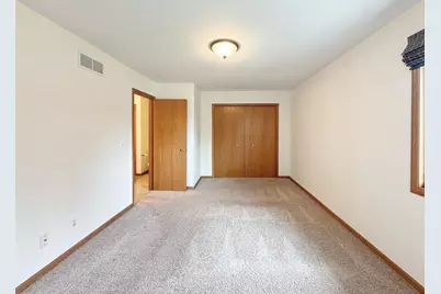 512 Old Indian Trail, DeForest, WI 53532 - Photo 37