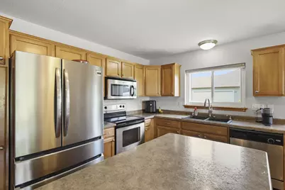 614 Belmont Drive, Watertown, WI 53094 - Photo 9