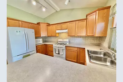 4630 Glacier View Drive, Milton, WI 53563 - Photo 13