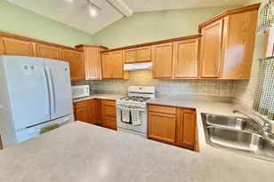 4630 Glacier View Dr, Milton, WI 53563 - Photo 13