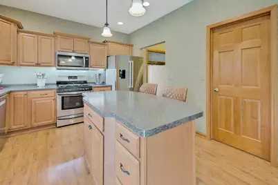 282 Lakeview Drive, Whitewater, WI 53190 - Photo 11