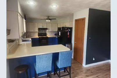 3029 6th Avenue, Monroe, WI 53566 - Photo 3