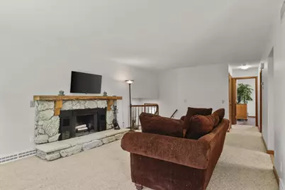 14 Weeping Birch Circle, Madison, WI 53704 - Photo 3