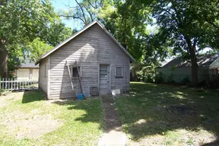 1721 Harrison Ave, Beloit, WI 53511 - Photo 5