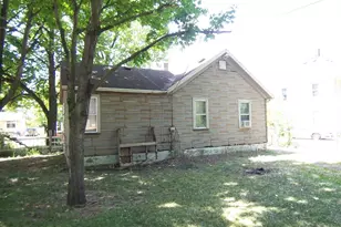 1721 Harrison Ave, Beloit, WI 53511 - Photo 7
