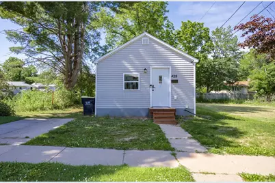 429 West Avenue, Mauston, WI 53948 - Photo 3