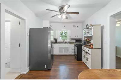 617 W Franklin Street, Portage, WI 53901 - Photo 9