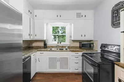 617 W Franklin Street, Portage, WI 53901 - Photo 7
