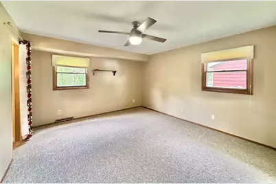 928 Columbia Drive, Janesville, WI 53546 - Photo 17