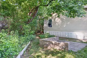 868 Norman Dr, Stoughton, WI 53589 - Photo 23