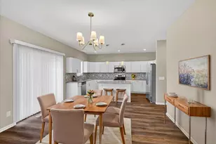 6206 Dominion Dr, Madison, WI 53718 - Photo 9