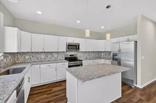 6206 Dominion Dr, Madison, WI 53718 - Photo 21