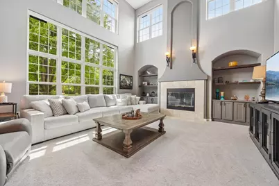 261 Ridgeway Path, Oconomowoc, WI 53066 - Photo 3
