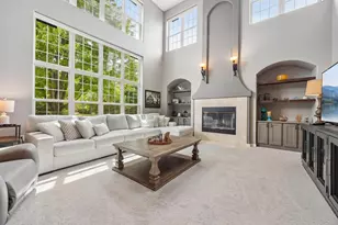 261 Ridgeway Path, Oconomowoc, WI 53066 - Photo 3