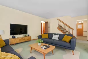 653 Orchard Dr, Madison, WI 53711 - Photo 5