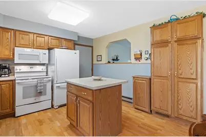 839 Suellen Lane, Portage, WI 53901 - Photo 9