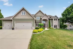 1161 Heritage Ct, Sun Prairie, WI 53590 - Photo 1