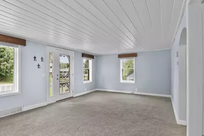 420 Linde Street, DeForest, WI 53532 - Photo 9