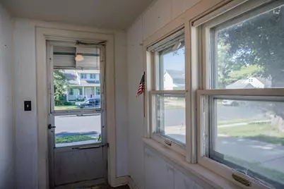 433 West Avenue, Mauston, WI 53948 - Photo 5